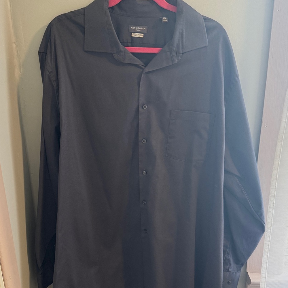 Van Heusen Men's Dark Gray Dress Shirt